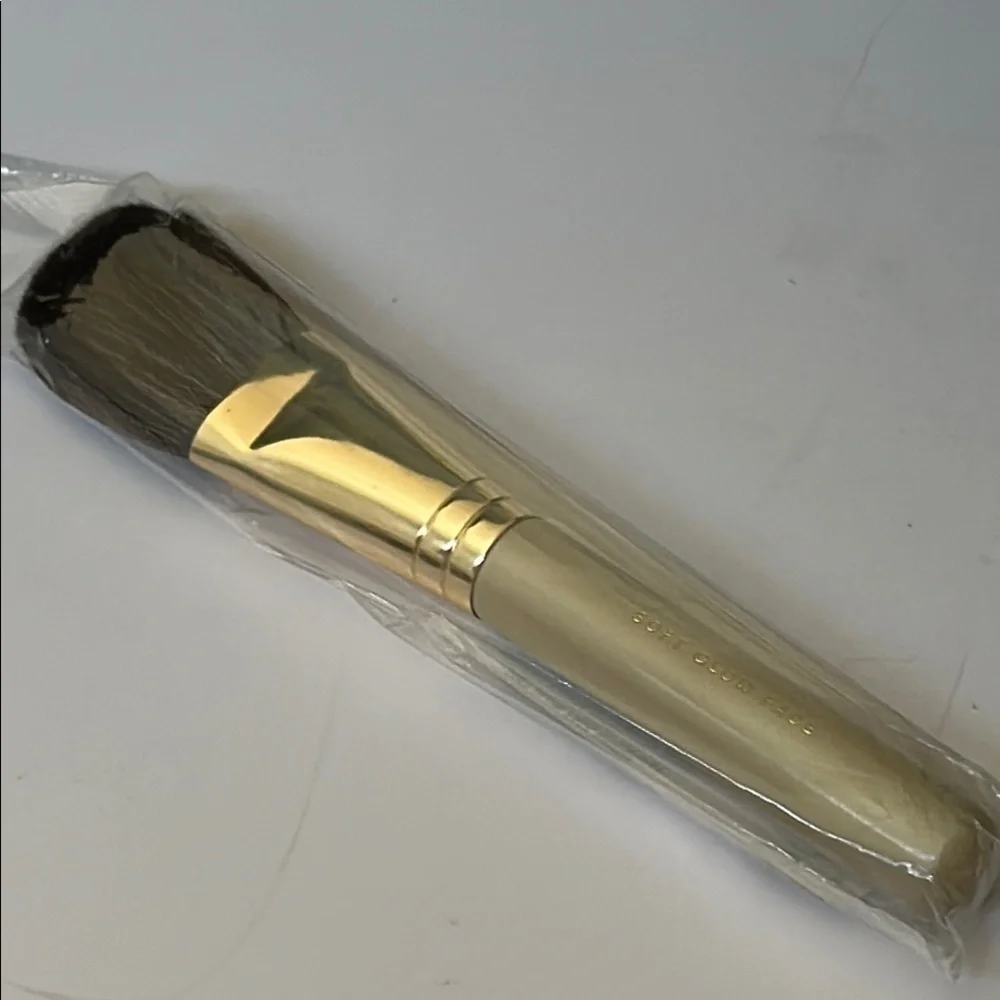 bareMinerals Soft Glow Face Brush - SEALED